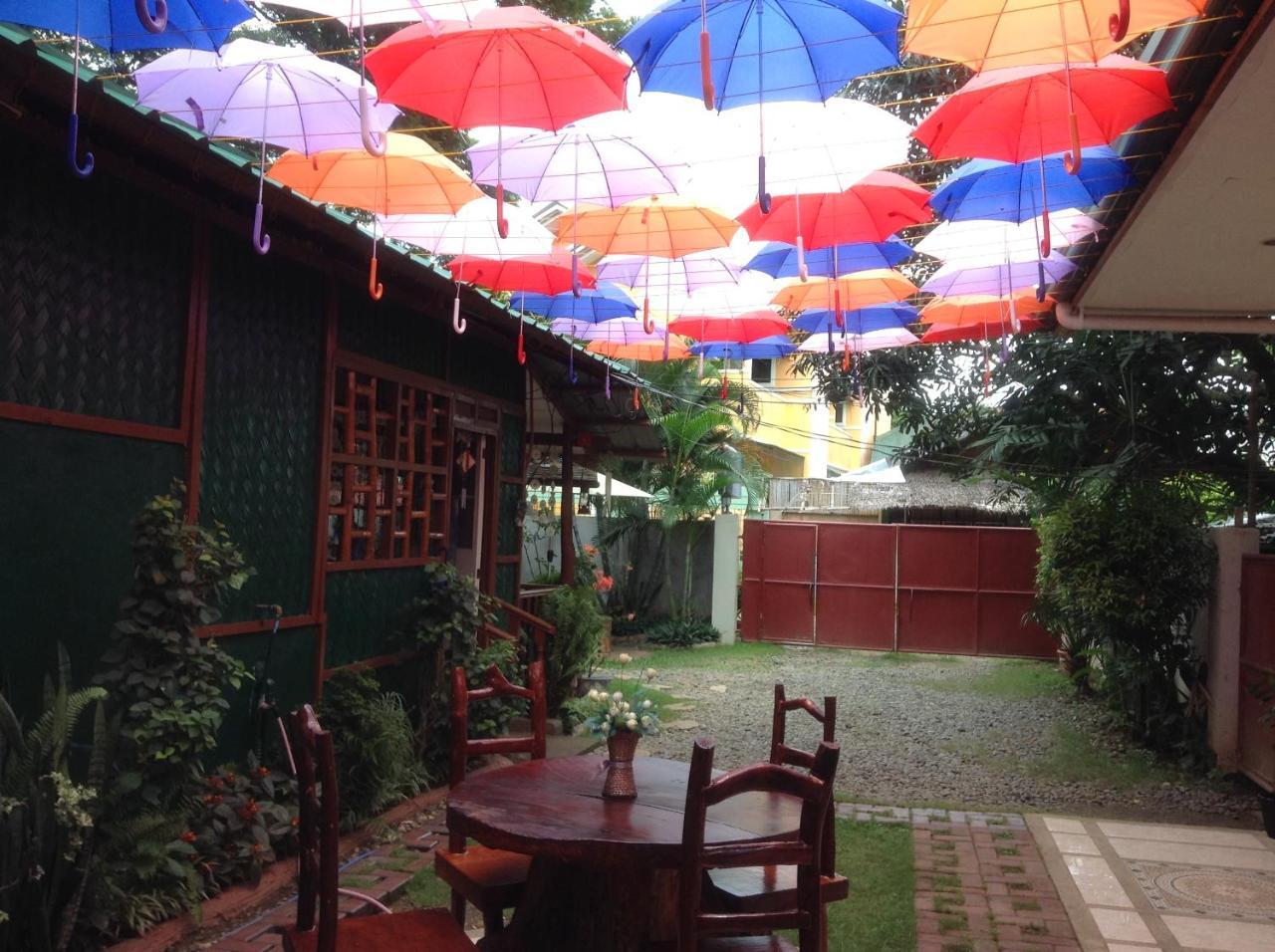 Tia Mers Guest House Puerto Princesa Exterior foto