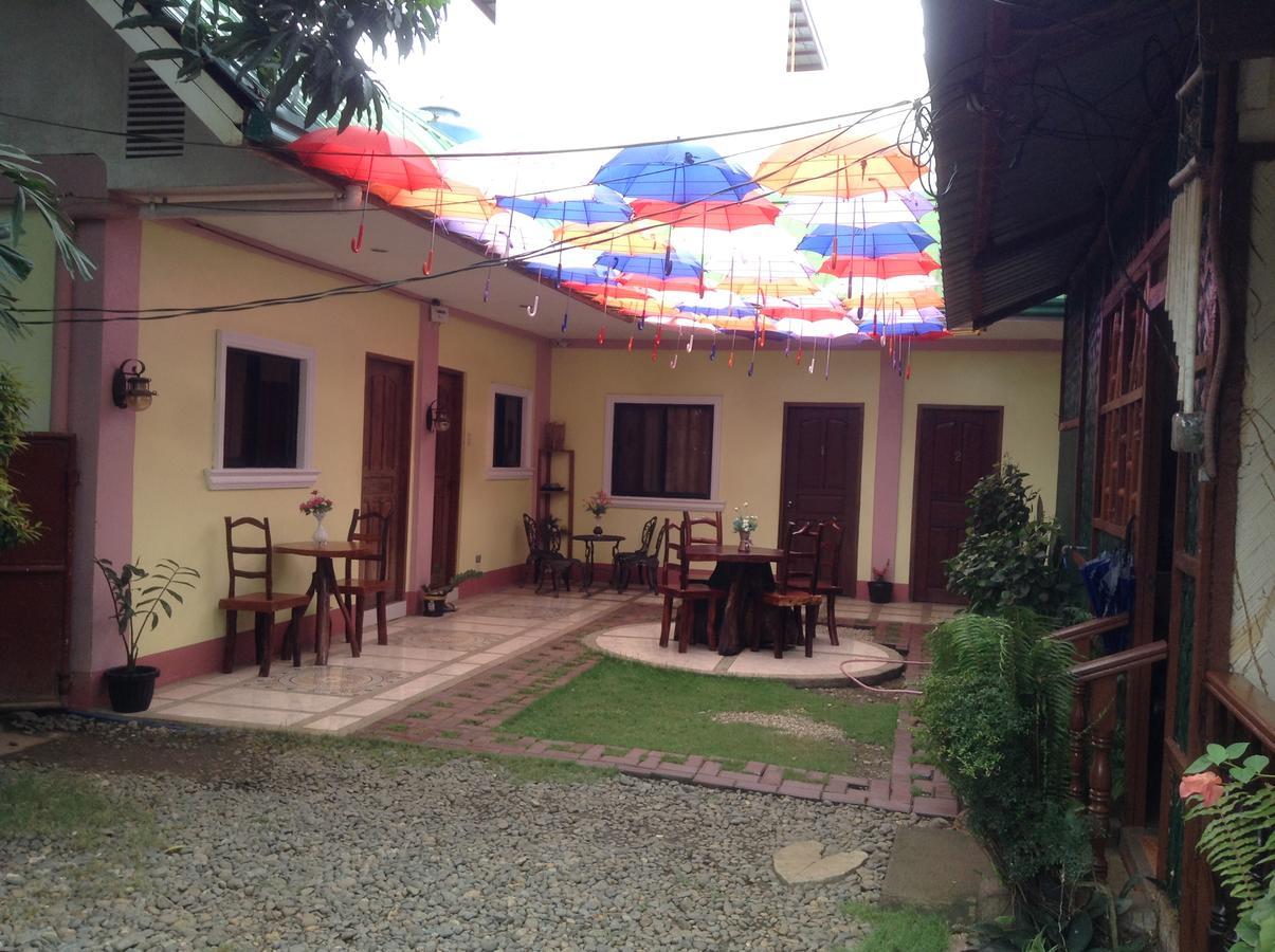 Tia Mers Guest House Puerto Princesa Exterior foto